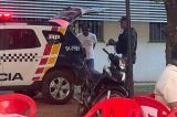 Homem  preso acusado de agarrar e beijar aluna na UFMT