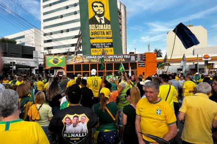 Ato na Praça 8 de Abril, neste domingo em Cuiabá