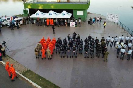 Mobilizao de combate a violncia contra mulher no Parque das guas