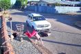 Me e filho so arremessados de moto aps coliso em MT; vdeo