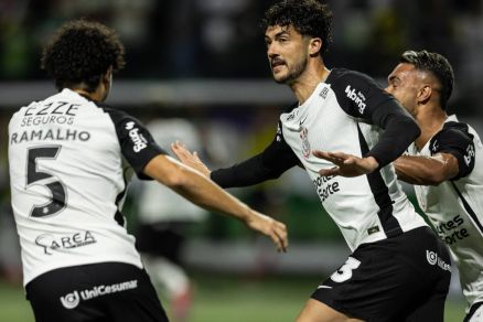 Corinthians faz parte da Liga Forte Unio, liga de clubes que renovou com Record e YouTube 