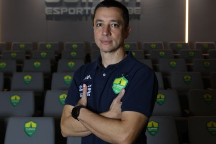 Eduardo Barros, anunciado como novo tcnico do Cuiab 