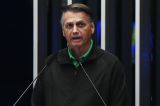 Bolsonaro passa mal e  levado para hospital em Braslia