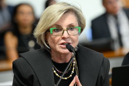 A senadora Margareth Buzetti, autora do Projeto de Lei 2810/2025