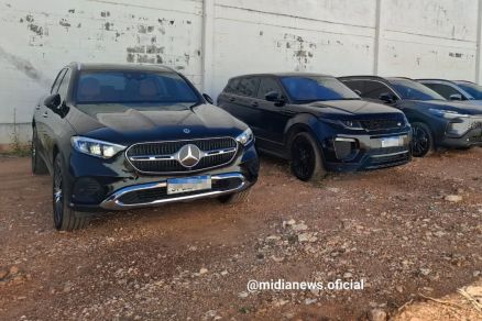 Carros apreendidos durante Operao Datar 
