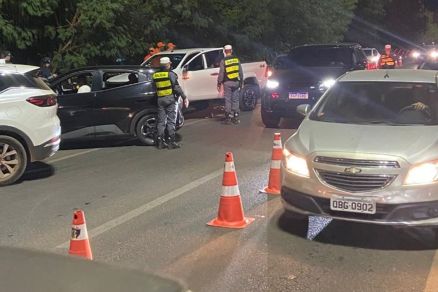 Operao ocorreu na Avenida Doutor Paran, prximo a rotatria de acesso a ponte Srgio Mota