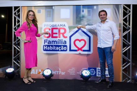Primeira-dama Virginia Mendes, idealizadora do programa SER Famlia Habitao, e o presidente da MT Par, Wener Santos
