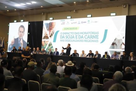 Presidente do TCE-MT, conselheiro Srgio Ricardo, durante Seminrio sobre os impactos da Moratria da Soja e da Carne