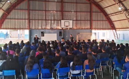 Palestra na Escola Estadual 10 de Dezembro, em Pedra Preta -