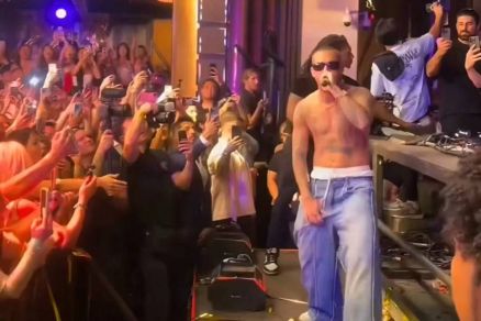 Imitador do Justin Bieber sobe ao palco e engana plateia da boate de um hotel 
