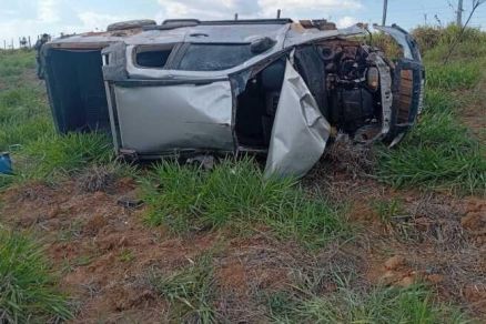 Veculo conduzido pela vtima aps capotamento na BR-174