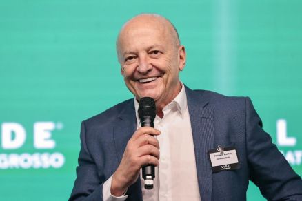 O governador em exerccio Otaviano Pivetta, que deu palestra no frum do Lide