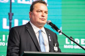 Max nega ter cancelado ida ao Podemos: Falou besteira