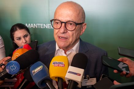 O vice-governador Otaviano Pivetta foi a Curitiba para conhecer novos sistemas de transporte pblico