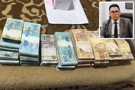 Dinheiro apreendido durante pris�o do empres�rio  Celso Ara�jo (em detalhe)