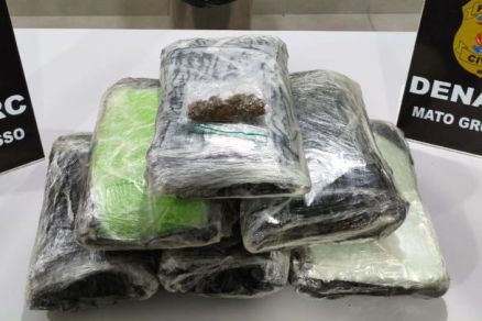 As irms foram autuadas em flagrante pelos crimes de trfico interestadual de drogas e associao para o trfico