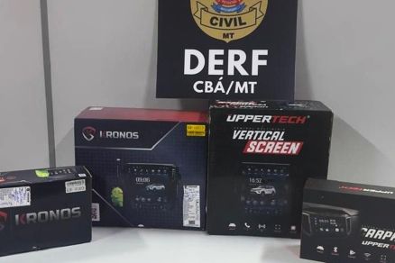 Polcia prende dois por furto de som de carros e revenda na web