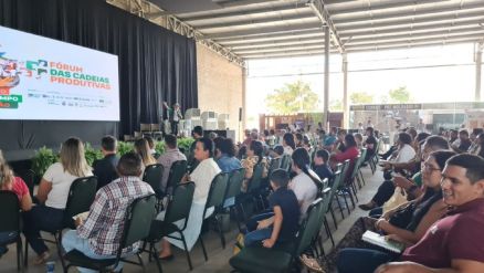 O Frum das Cadeias de Valor da Agricultura Familiar  realizado em paralelo  Feaftur 
