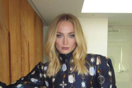 Sophie Turner foi anunciada como a nova intrprete de Lara Croft 