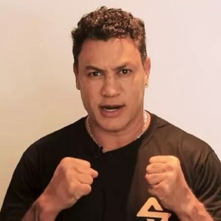 Pop enfrentar Wanderlei Silva, substituindo Vitor Belfort