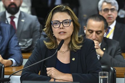 A senadora Leila do Vlei: nova treta com a bancada de MT