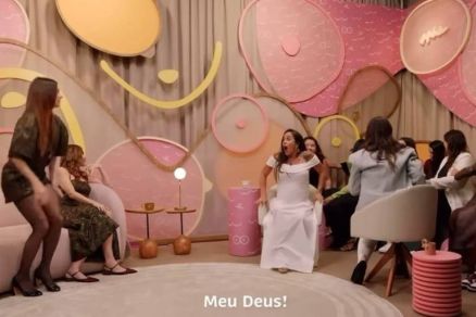 Grvida entra em trabalho de parto no 1001 Tretas 