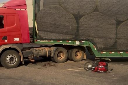Moto e caminho se choraram em cruzamento; vtima no resistiu 