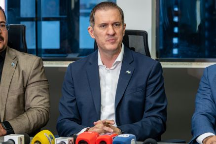 O secretrio Csar Roveri, que defendeu a operao policial no Rio 