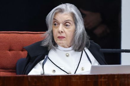 A ministra Carmn Lcia, que vota nesta quinta-feira na ao