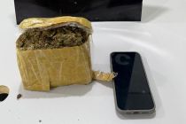 Cabeleireiro  preso acusado de trfico de drogas em Cuiab
