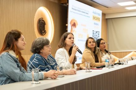 No perodo da tarde, os debates apresentaram diagnsticos, experincias prticas e propostas para ampliar o atendimento psicossocial a crianas e adolescentes