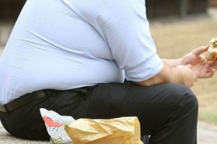 Todos os pacientes adultos com sobrepeso ou obesidade devem ter sua condio cardiovascular avaliada e categorizada
