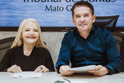 A presidente do TRE, Serly Marcondes, e o presidente do TCE Srgio Ricardo