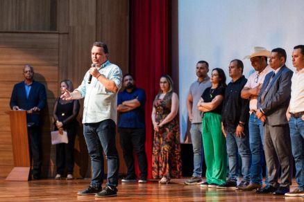 Max Russi (PSB) participou da estreia do documentrio No corao de Cuiab no Cine Teatro