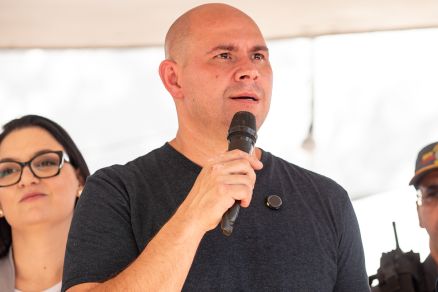 O prefeito de Cuiab Abilio Brunini quis dar alternativa para quem no quiser ir no evento do Governo