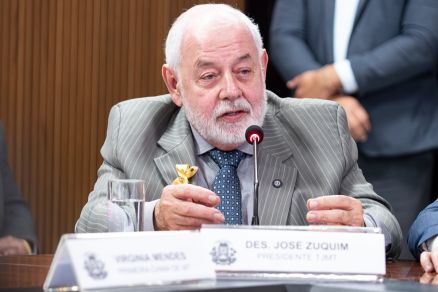 O presidente do Tribunal de Justia de Mato Grosso, desembargador Jos Zuquim