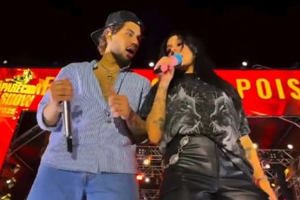 Z Felipe e Ana Castela cantando juntos em show em Goinia