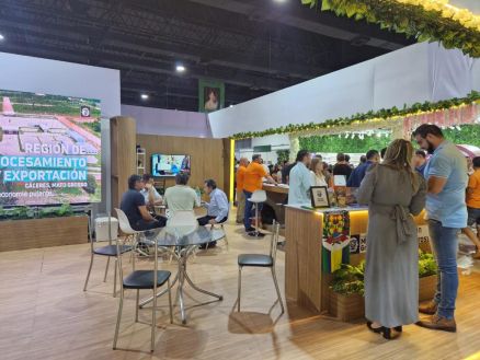 A comitiva contou com 11 empresrios, trs consultores do Sebrae e representantes de dois municpios