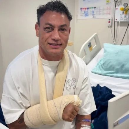 Pop tem alta hospitalar aps cirurgia por conta de briga em luta com Wanderlei Silva