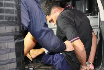 Piloto de moto diz ter recebido R$ 500 de PM aps crime; vdeos