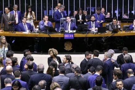 Deputados aprovaram o projeto na sesso do Plenrio 