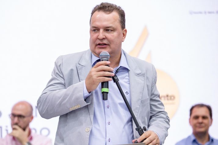 Max diz temer deepfakes na campanha: 