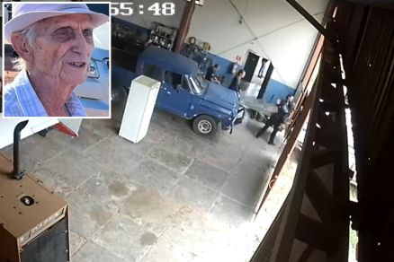 Nova imagem mostra corpo de Joo Antnio Pinto (detalhe) sendo retirado do local 