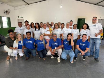O grupo foi o primeiro a concluir o curso de letramento digital oferecido pela Seciteci