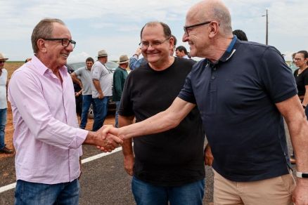 Vice-governador Otaviano Pivetta vistoriou obras de agroestradas em Tapurah nesta sexta-feira 