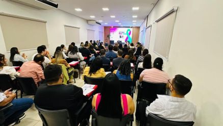 Cerca de 50 servidores participam do curso, incluindo profissionais que vo realizar a auditoria interna nas unidades hospitalares