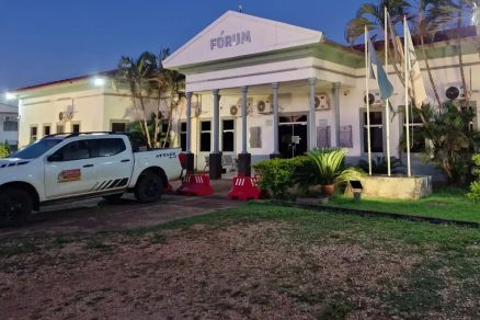Fachada do Frum de Aripuan, onde ocorreu o julgamento