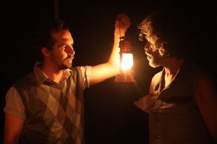O filme  uma adaptao da pea teatral homnima