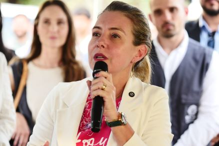 A prefeita de Vrzea Grande, Flvia Moretti, que enfrenta Comisso Processante na Cmara