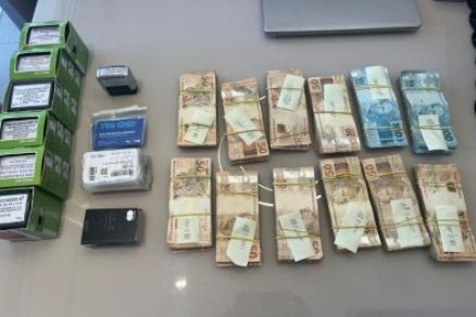 Dinheiro apreendido em operao 